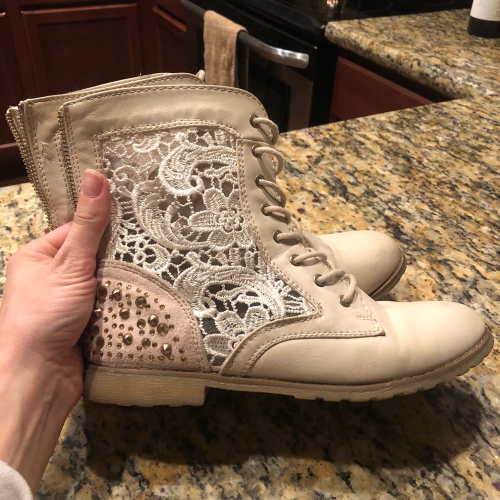 Lace up nude bootie